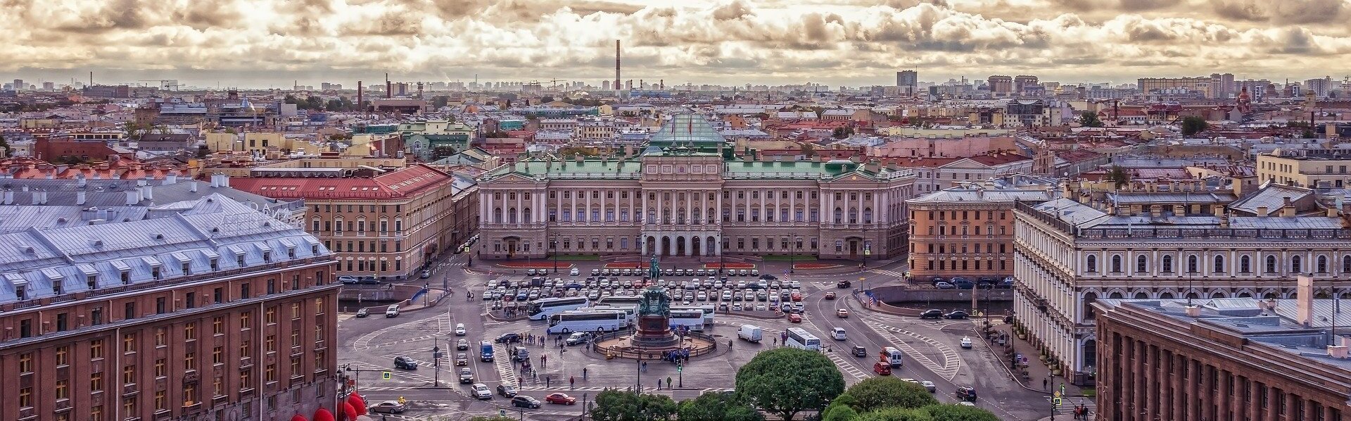 Das Bild zeigt Sankt Petersburg.