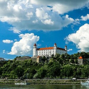 Das Bild zeigt ein Schloss in der Slowakei