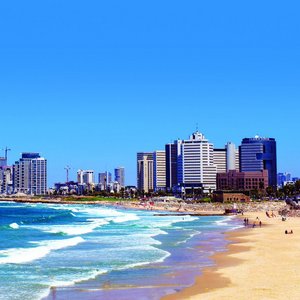 Das Bild zeigt den Strand bei Tel Aviv in Israel.